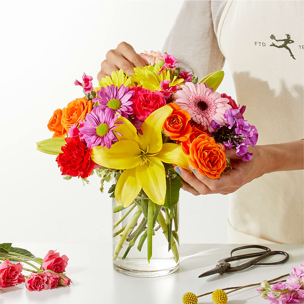 Cue the Confetti - A Florist Original – The Gift Garden, Macon GA