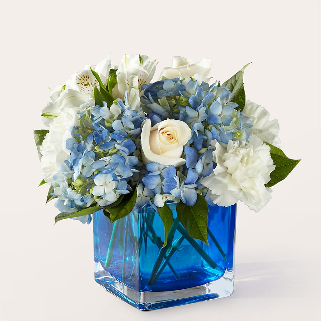 Soothing Waters Bouquet – The Gift Garden, Macon GA