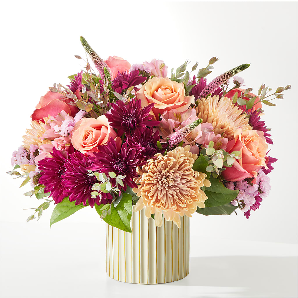 Berry Cobbler Bouquet with Ivory Vase – The Gift Garden, Macon GA