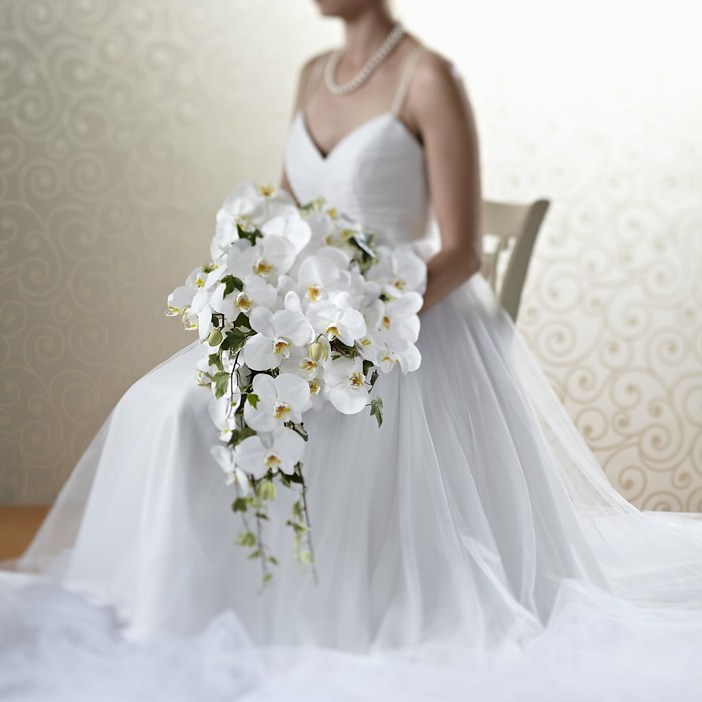 Classic White Bouquet – The Gift Garden, Macon GA