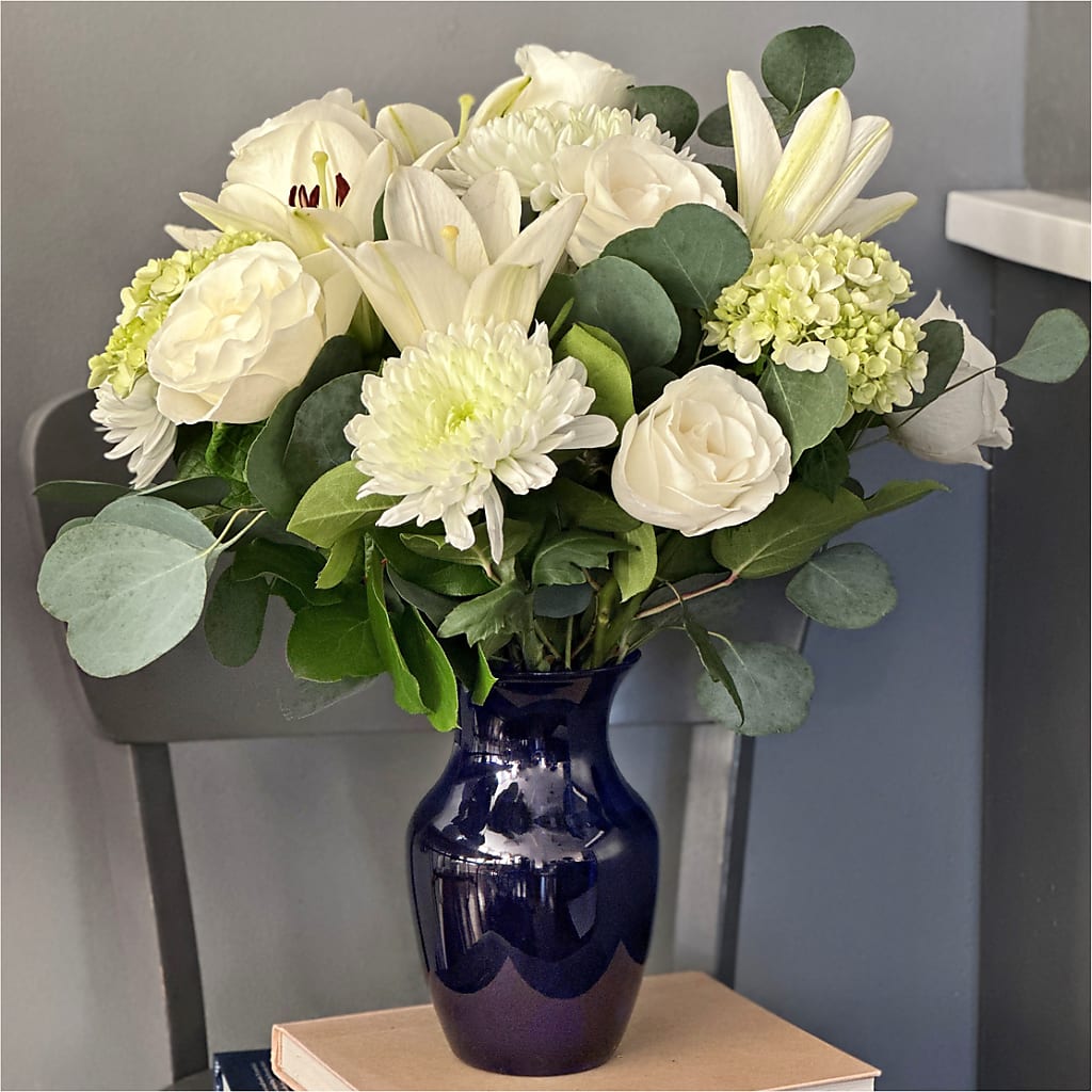 Snowy Dreams Bouquet –  The Gift Garden, Macon GA